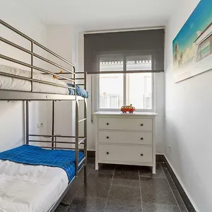https://family-apartment-malaga.1costadelsol.com